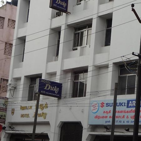 Hotel Duke Maduráj Kültér fotó